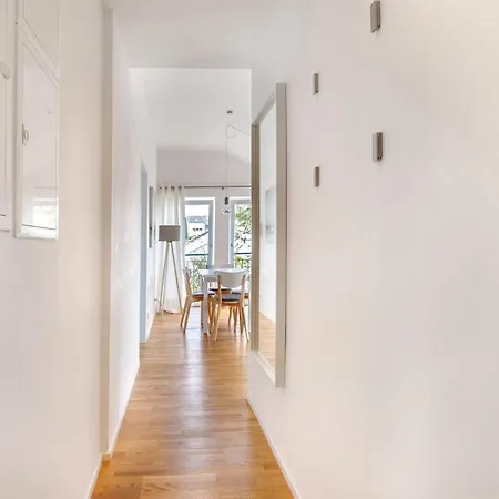 Loft בלאושטיין